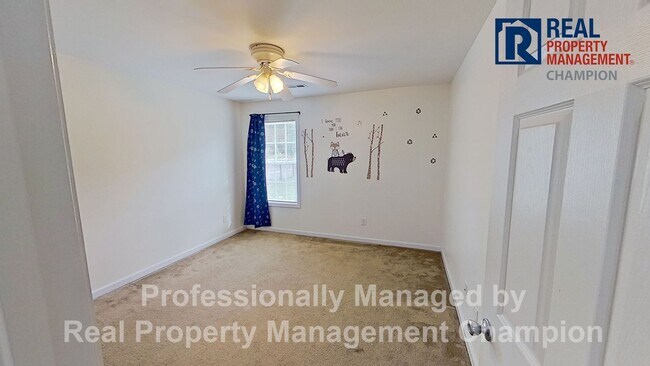 Building Photo - 3 BD/ 2.5 BA Home with Bonus Room, Attache...