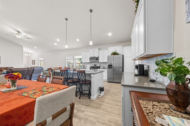 Building Photo - 9977 Tammy Ln