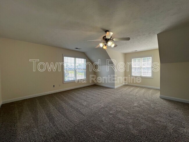 Building Photo - 3616 Heatherbrooke Dr