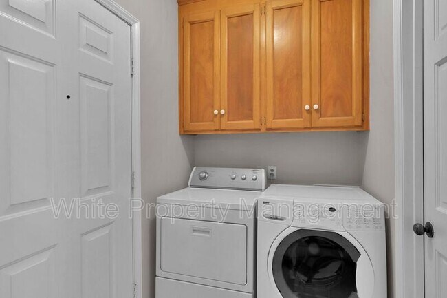 Building Photo - 1116 Reverdy Ln