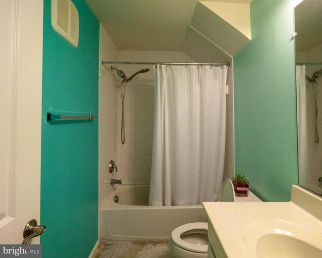 Building Photo - 13933 Hollow Wind Way