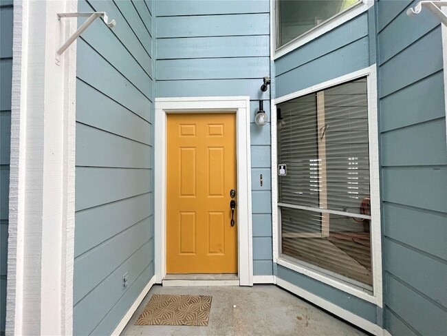 Building Photo - 9206 N Allegro St