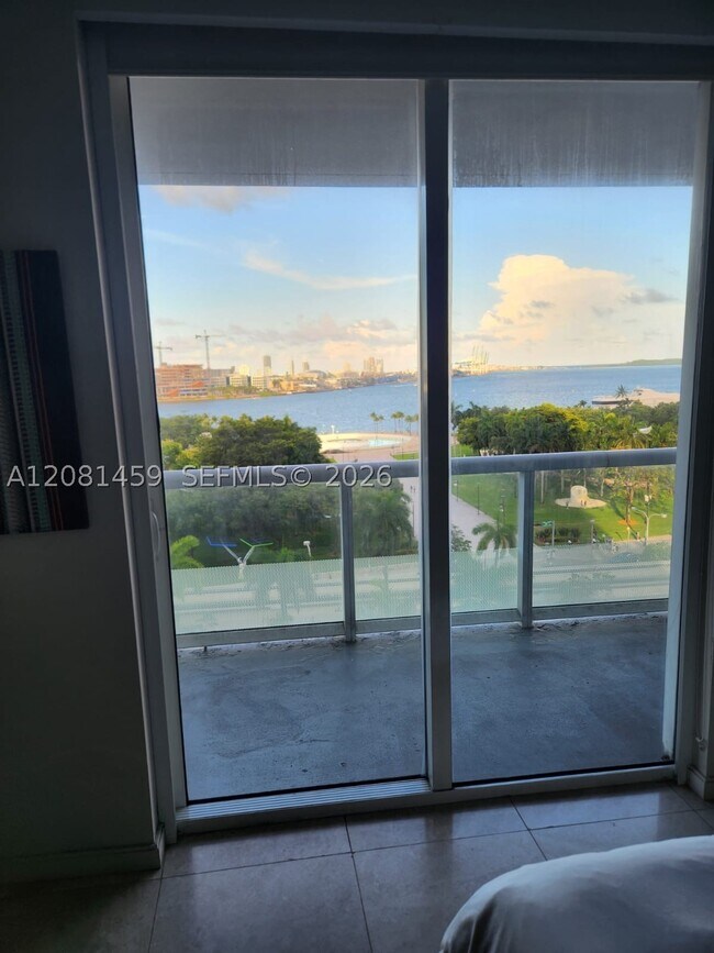 Building Photo - 50 Biscayne Blvd