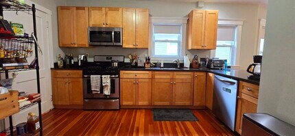 Building Photo - 58 Bristol Rd