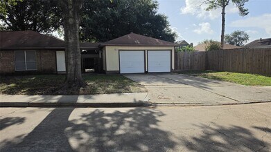 Building Photo - 1502 Sudbury Dr