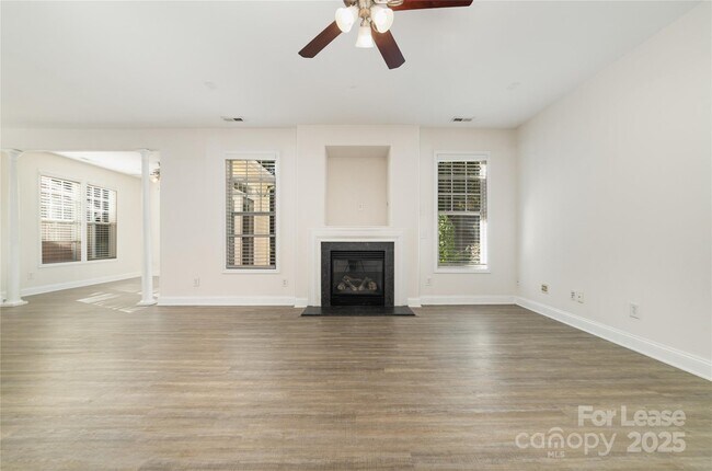 Building Photo - 1622 Wilburn Park Ln NW