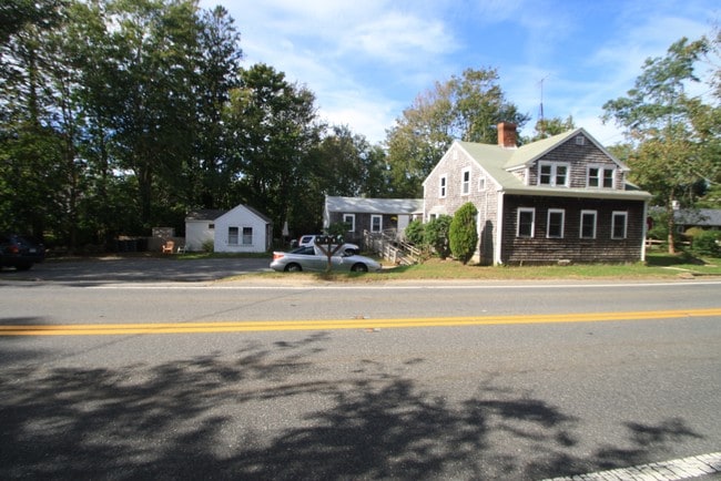 Building Photo - 246 N Falmouth Hwy