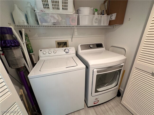 Building Photo - 6573 Marissa Loop