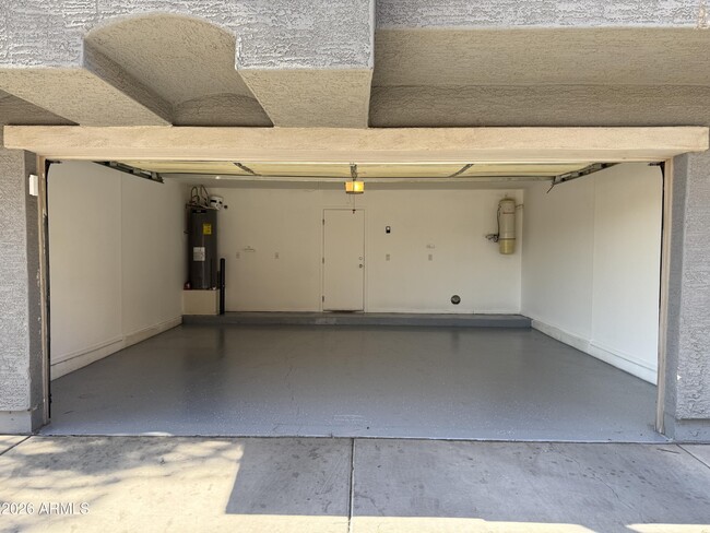 Building Photo - 5744 S 21st Pl