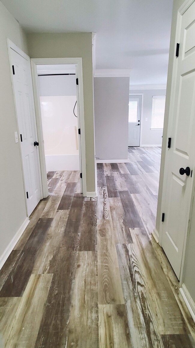 Building Photo - 1126 Lenny Ln