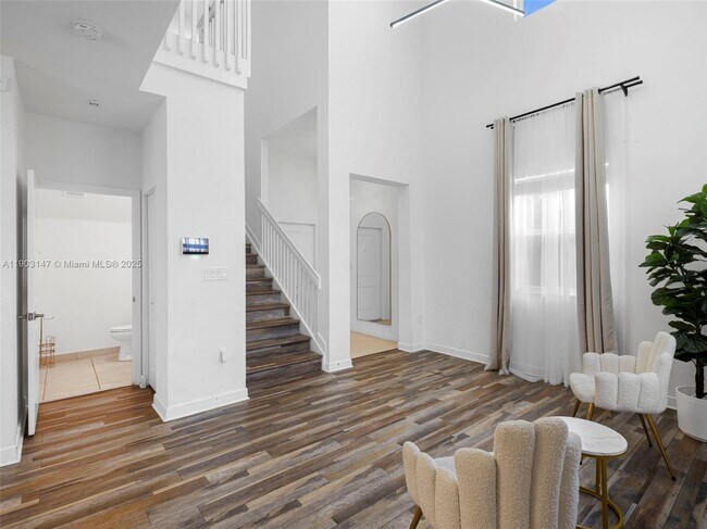 Building Photo - 1411 SE 26th Rd