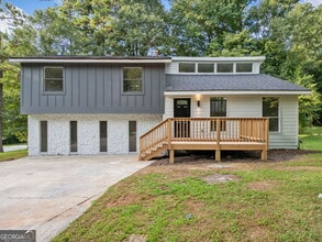 Building Photo - 4050 Daron Ct