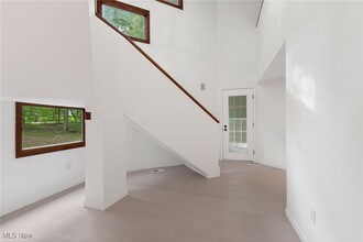 Building Photo - 3812 Ellendale Rd