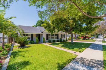 Building Photo - 1058 Kendall Dr