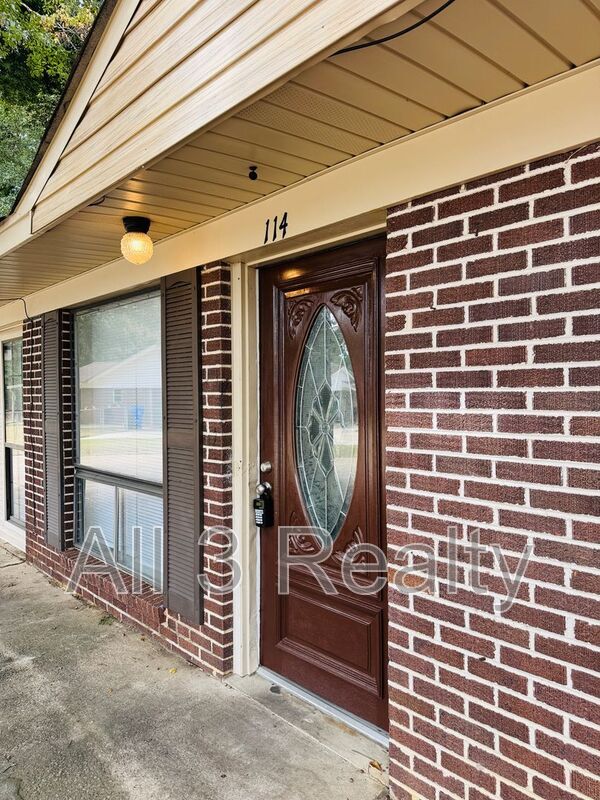 Building Photo - 114 Till Ct