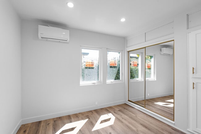 3rd bedroom - 2621 Veteran Ave