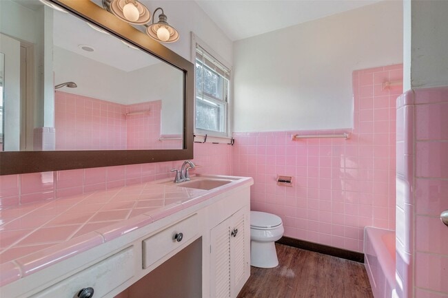 Building Photo - 1113 Felder