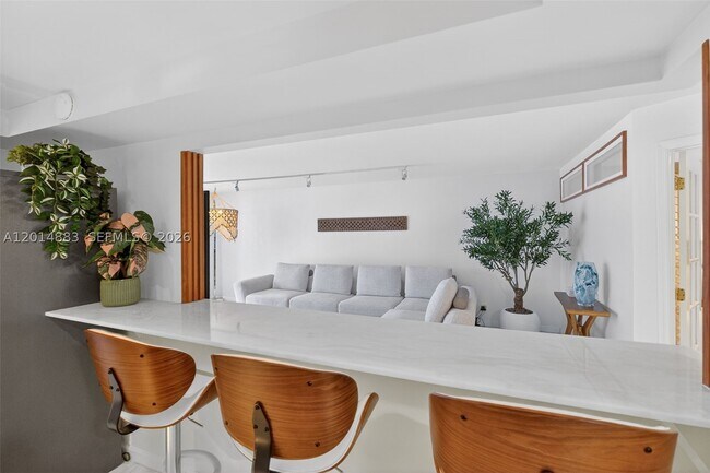 Building Photo - 2401 Collins Ave