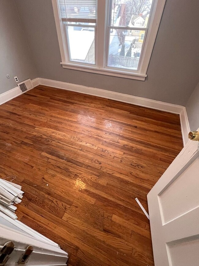 Building Photo - 18101 Schenely Ave