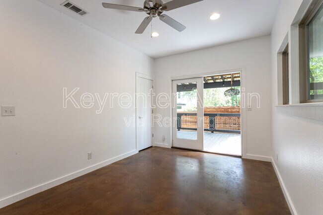 Building Photo - 3607 Marcae Ct