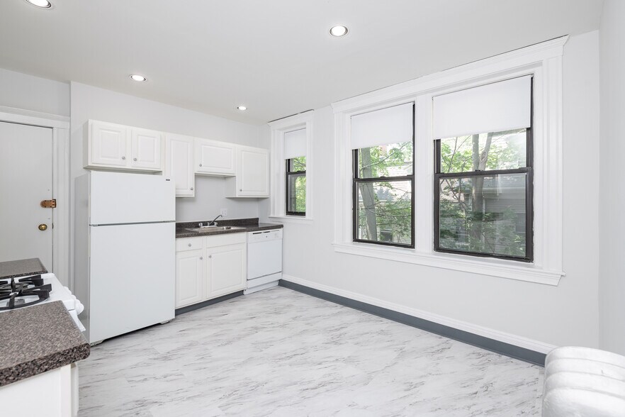 Building Photo - 19 Elko St