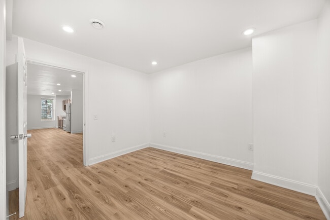Building Photo - 2228 S. Wood-BSMT