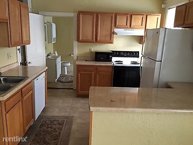 Building Photo - 113 Central Ave