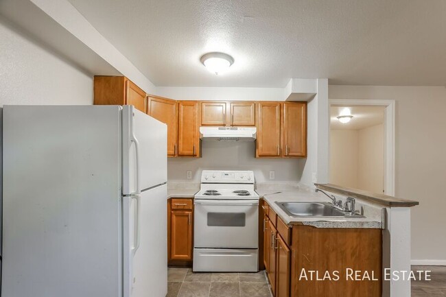 Building Photo - Fresh and Spacious 1 bed 1 bath in Denver!...