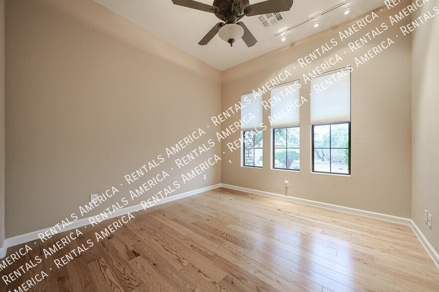 Building Photo - 7931 E Stonecliff Cir