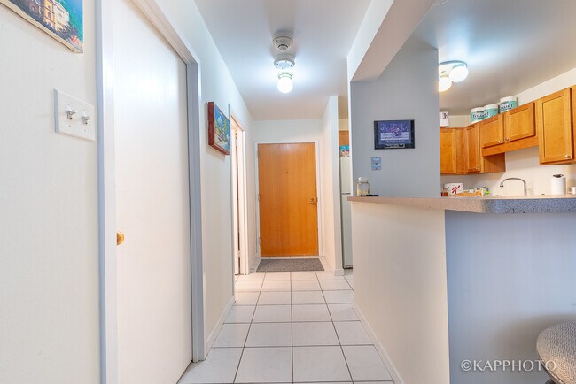 Building Photo - 211 E Ohio St