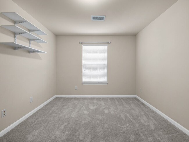 Building Photo - 4 Bedroom/2 Bath Duncan/Riverfalls