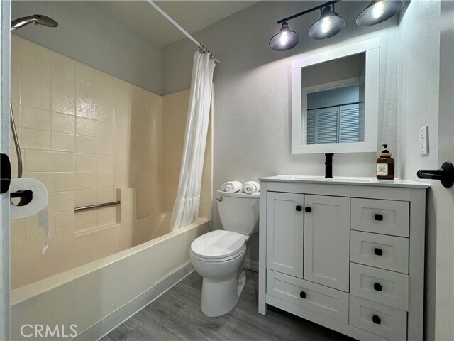 Building Photo - 21174 Gladiolos Way