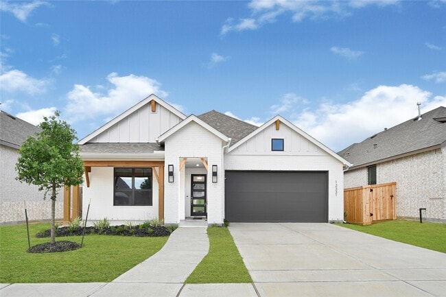 Primary Photo - 12331 Palmetto Dr