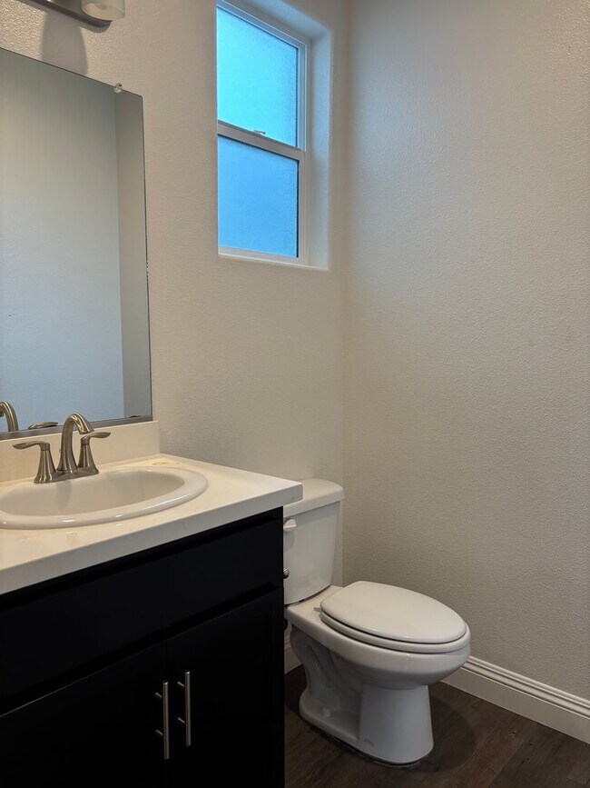 Building Photo - Charming 3-Bedroom 2.5 Bath with Loft for Rent in Guadalupe