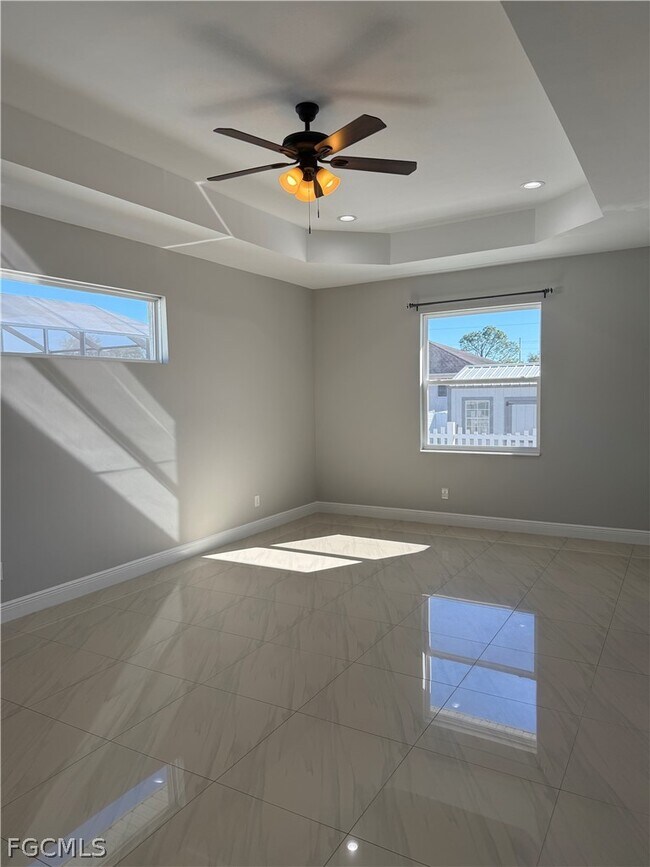 Building Photo - 3013 4th St W