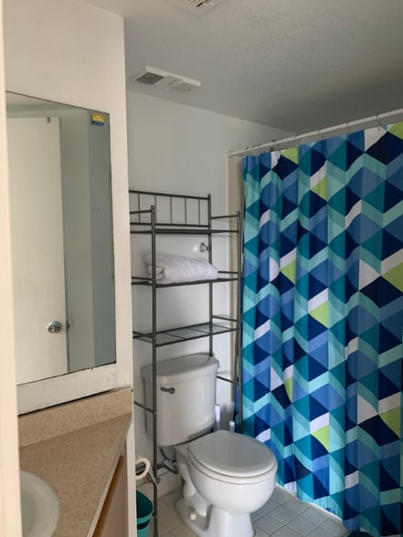 Building Photo - 2445 SW 18th Terrace