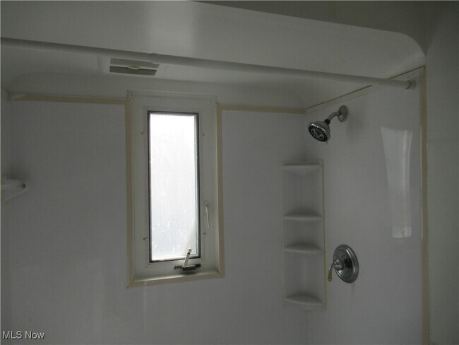 Building Photo - 8005 Bremen Ave