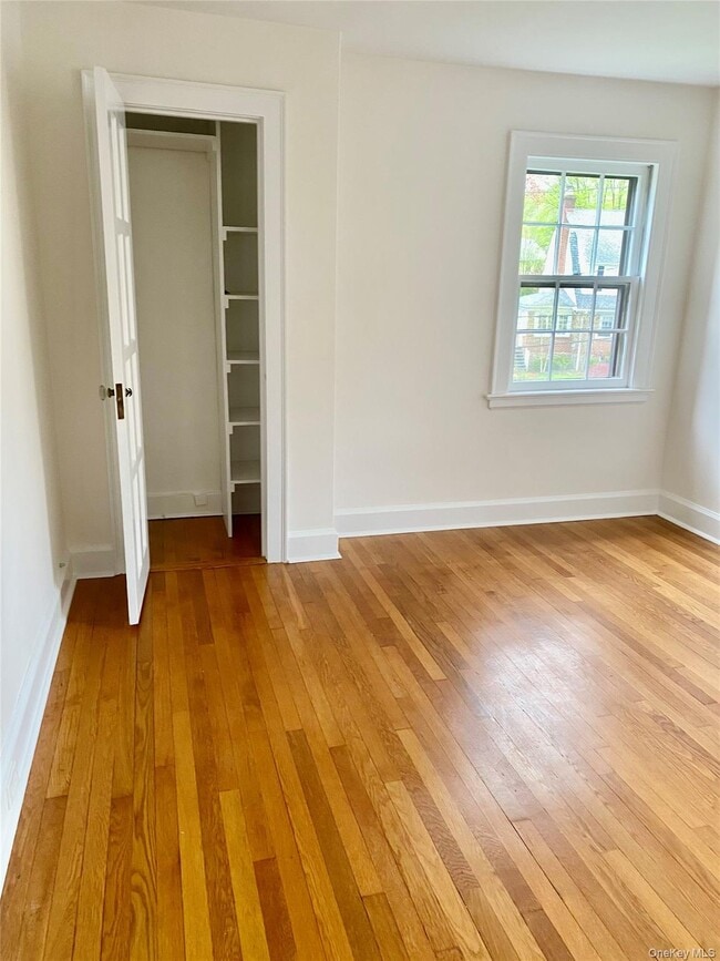 Building Photo - 34 Maplewood St