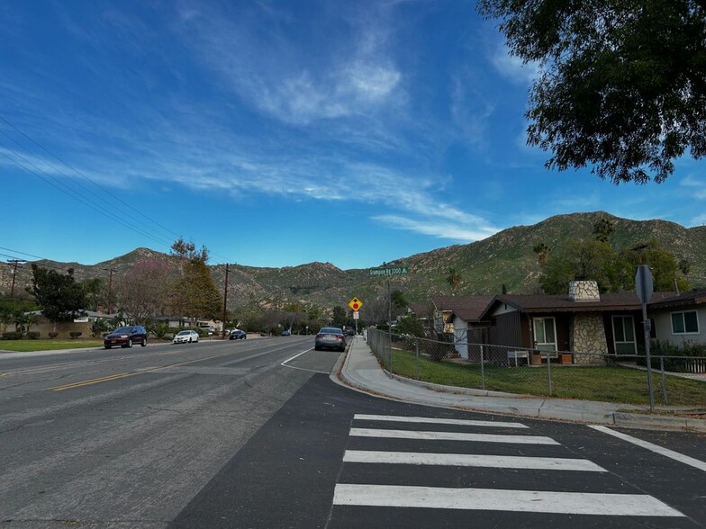 Building Photo - 194 W Blaine St