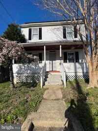 Building Photo - 82 Winters Ln