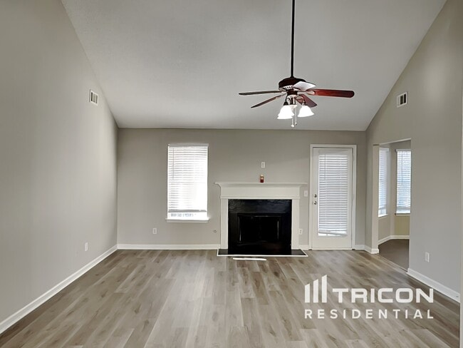 Building Photo - 4083 Percheron Ln SW
