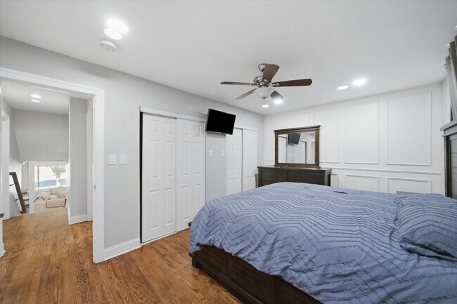 Building Photo - 607 Van Auken St