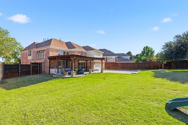 Building Photo - 841 Wind Brook Ln