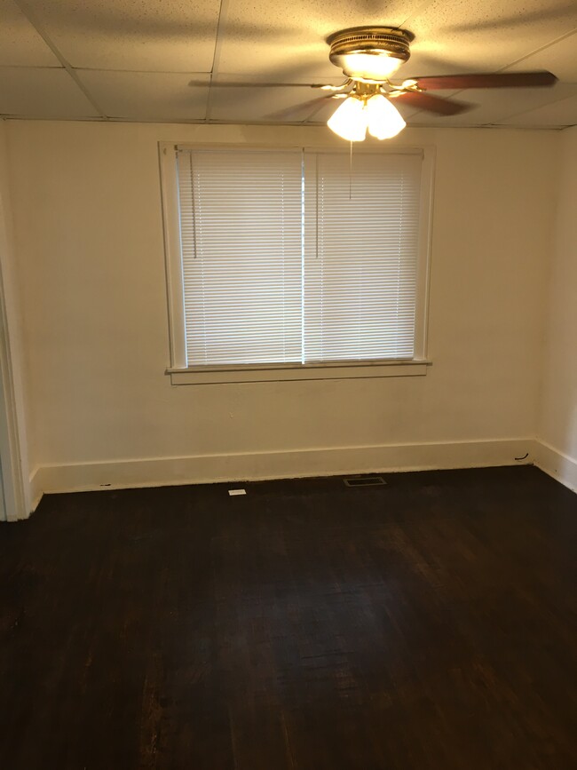 Dining Room - 3016 Jenny Lind St