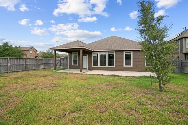 Building Photo - 18543 Gardens End Ln