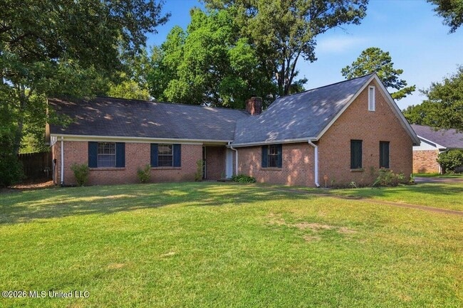 Building Photo - 131 Cypress Dr