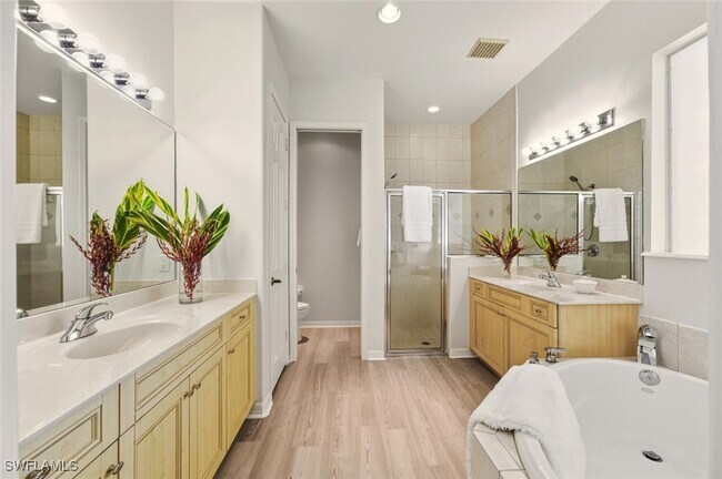 Building Photo - 10800 Fieldfair Dr