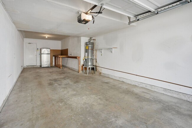Building Photo - 26842 Claudette St