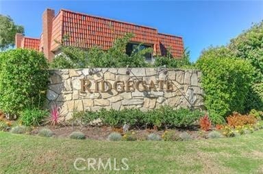 Building Photo - 27934 Ridgebrook Ct