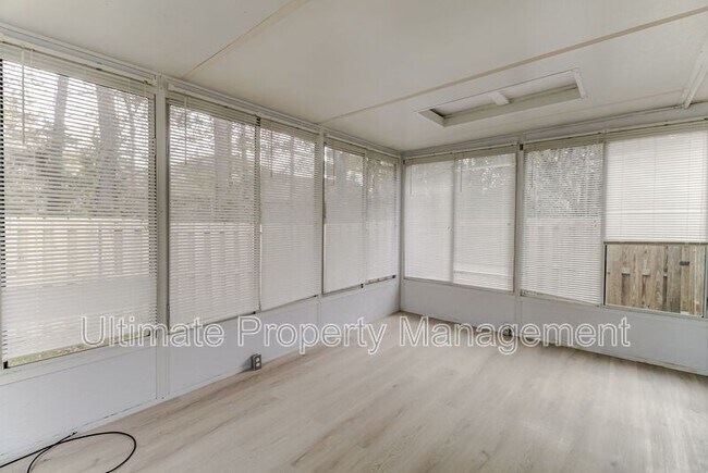 Building Photo - 3811 Doe Clearing Ct